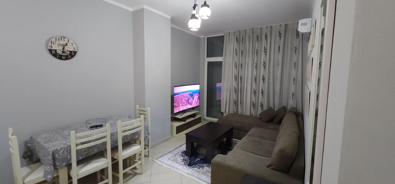 Pleasing Place With Free Parking On Site In Tirana Komuna E Parisit Exterior photo