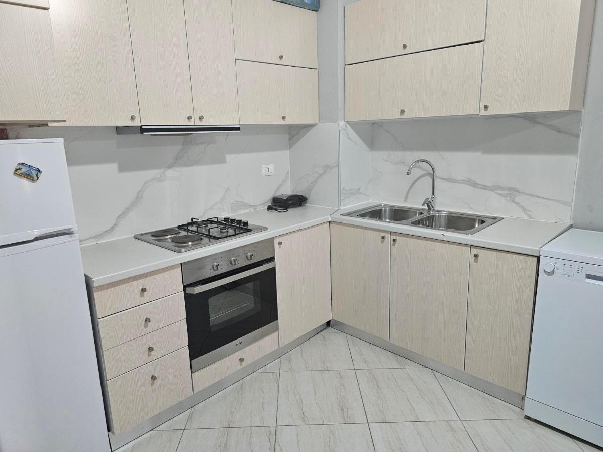 Pleasing Place With Free Parking On Site In Tirana Komuna E Parisit Exterior photo
