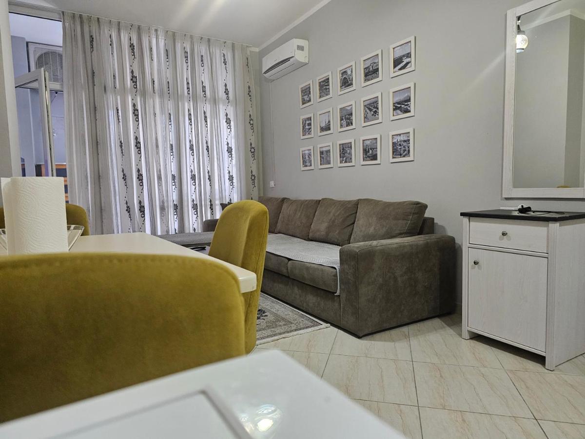 Pleasing Place With Free Parking On Site In Tirana Komuna E Parisit Exterior photo