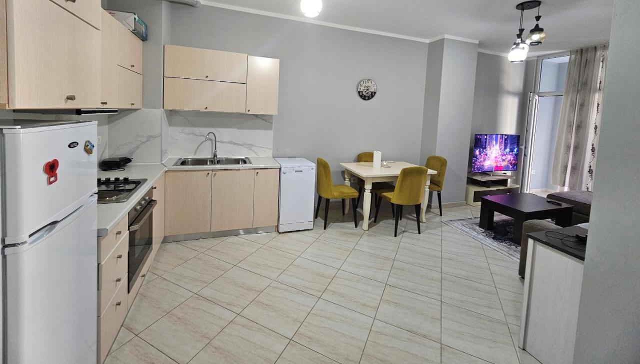 Pleasing Place With Free Parking On Site In Tirana Komuna E Parisit Exterior photo